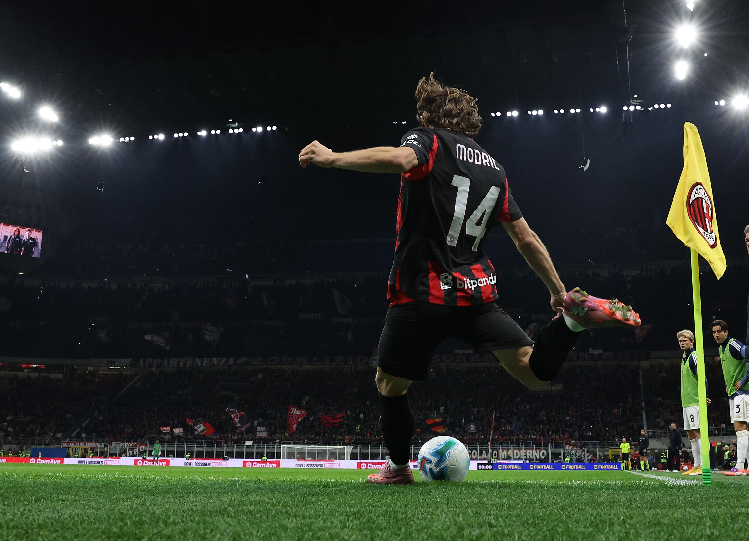 Luka Modric, durante un partido con el AC Mian de la Serie A
