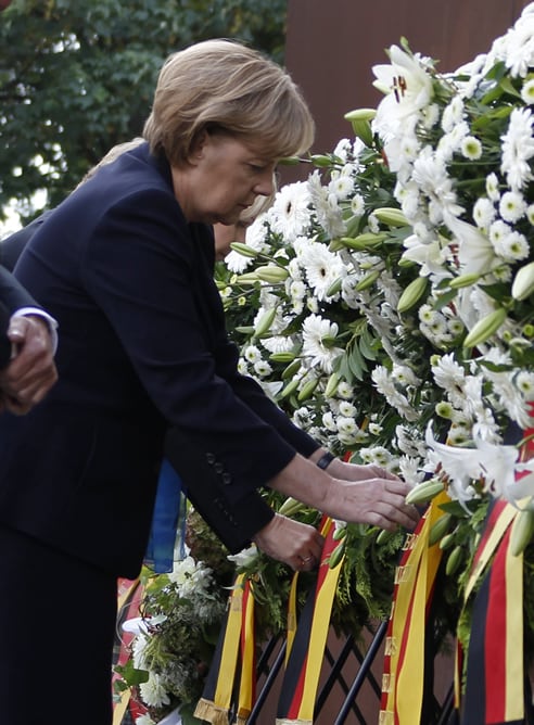 La canciller Merkel participa en la conmemoración del 50 aniversario del Muro de Berlín