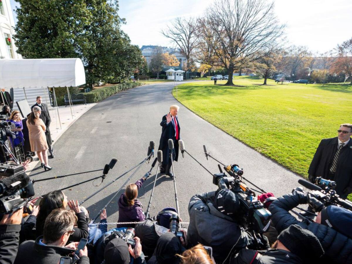 Trump nomina a William Barr como fiscal general de EEUU