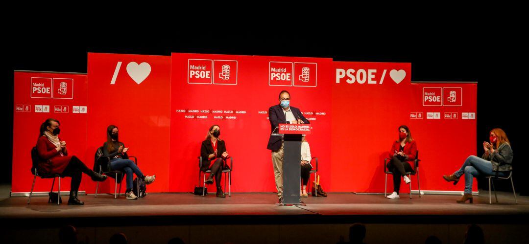 El alcalde de Leganés, Santiago Llorente, durante un acto de su partido