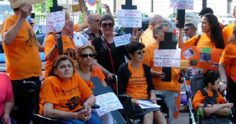 Protestas contra la lenta aplicación de la Ley de Dependencia