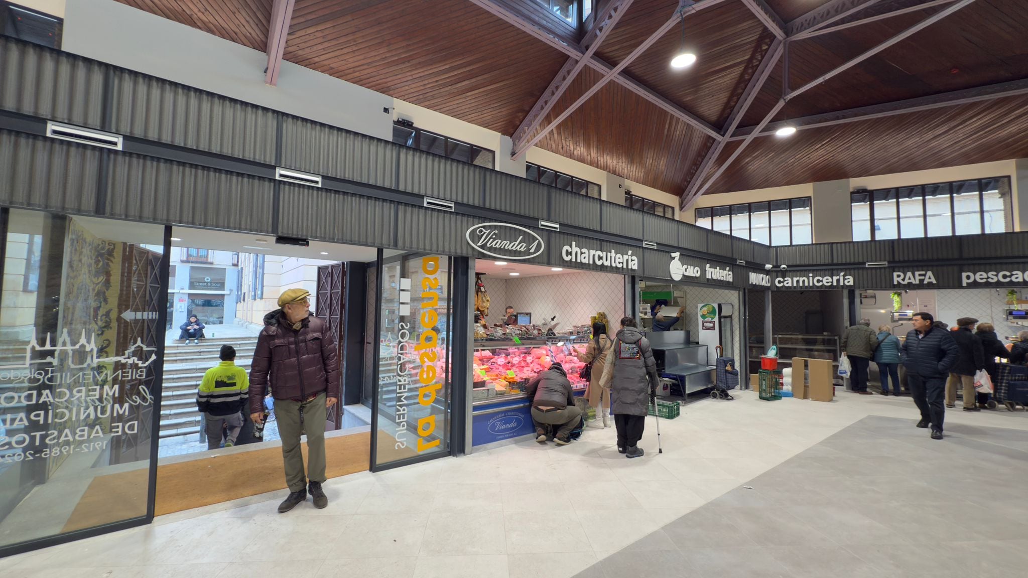 Imagen del Mercado de Abastos de Toledo, tras la reforma integral que ha sufrido durante los últimos siete meses