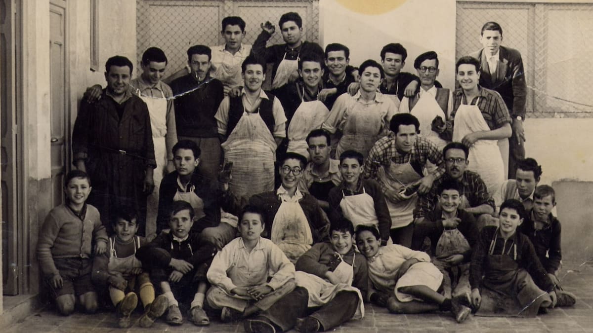 J. º María Amat recuerda la historia de la fábrica El Sebo.