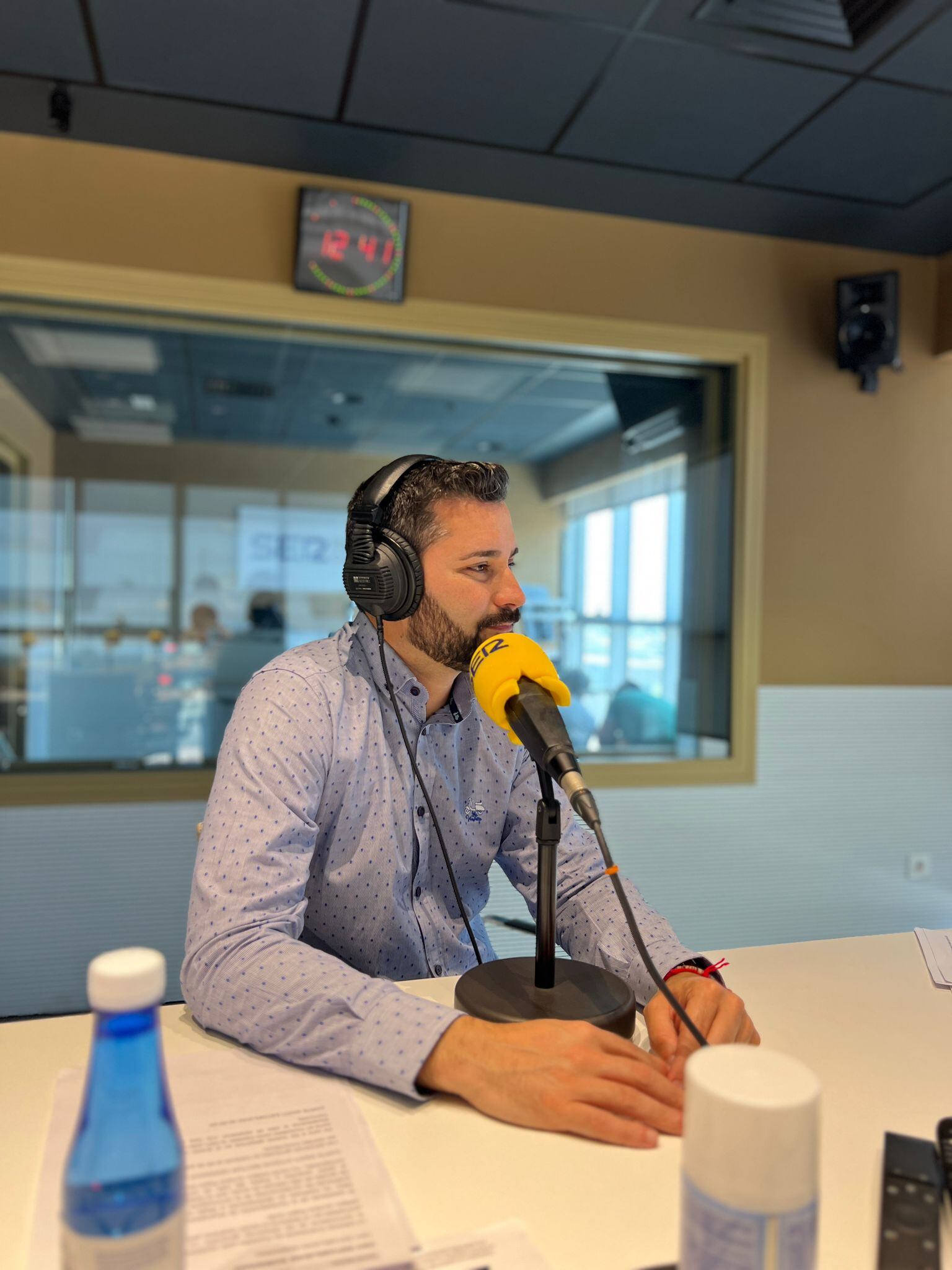 El secretario general del PSPV-PSOE en su visita a Radio Castellón esta mañana