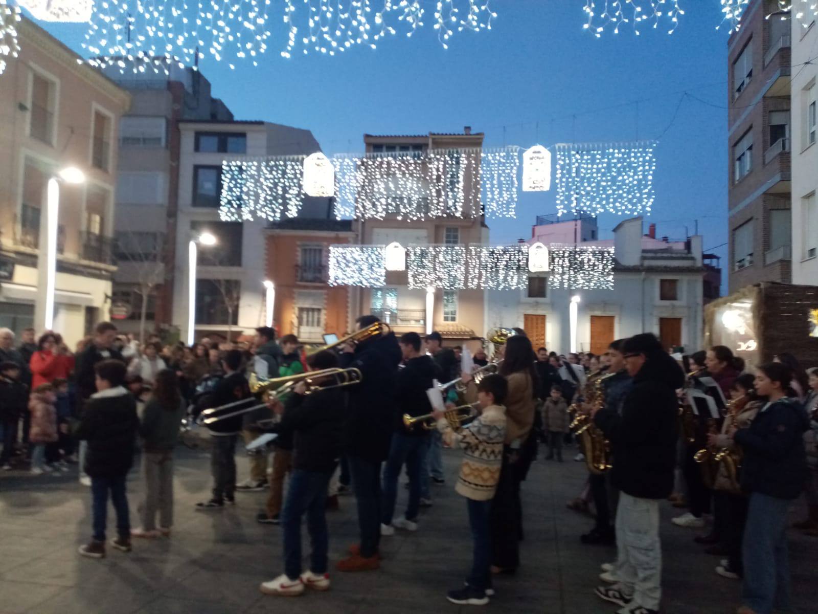 Encendido iluminación navideña en Banyeres