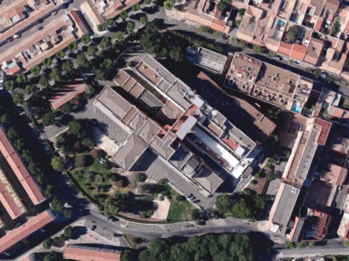 "La solución al Hospital de Alarcos pasa por su derribo"