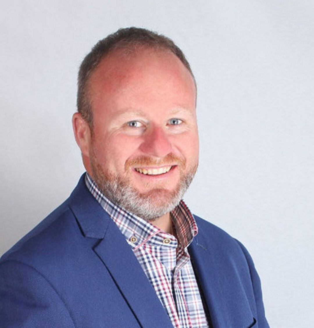 Avelino Mascarell, presidente del PP en Xeraco y diputado provincial