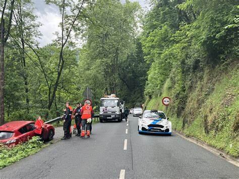 La tragedia tiñó de negro la prueba automovilística de Azpeitia.