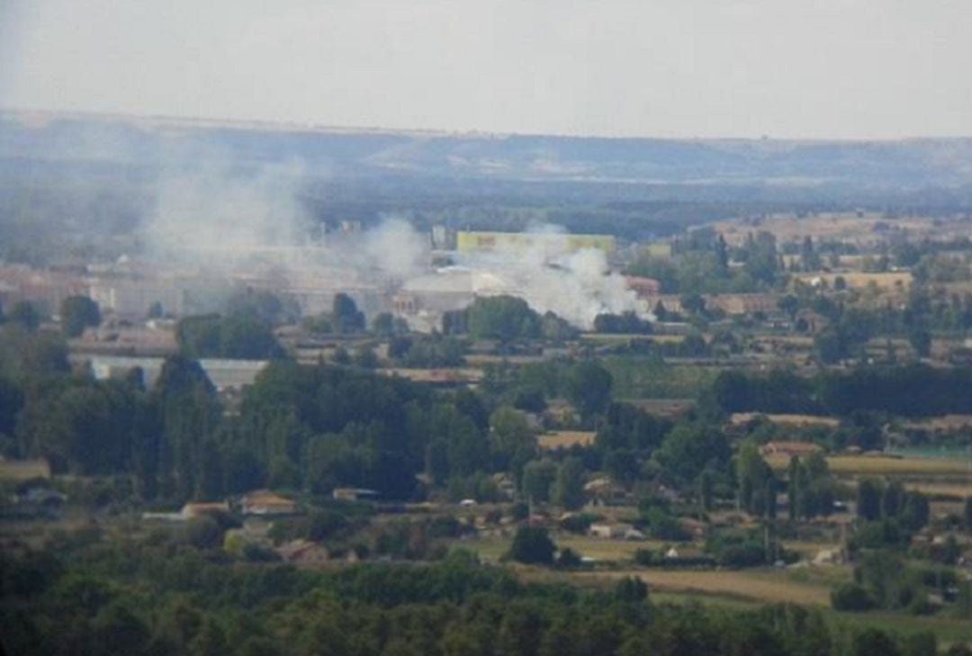 Cualquier columna de humo es visible desde la torreta de La Calabaza