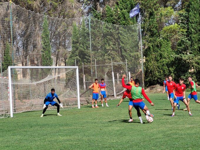 La UD Barbastro durante uno de los entrenamientos de pretemporada