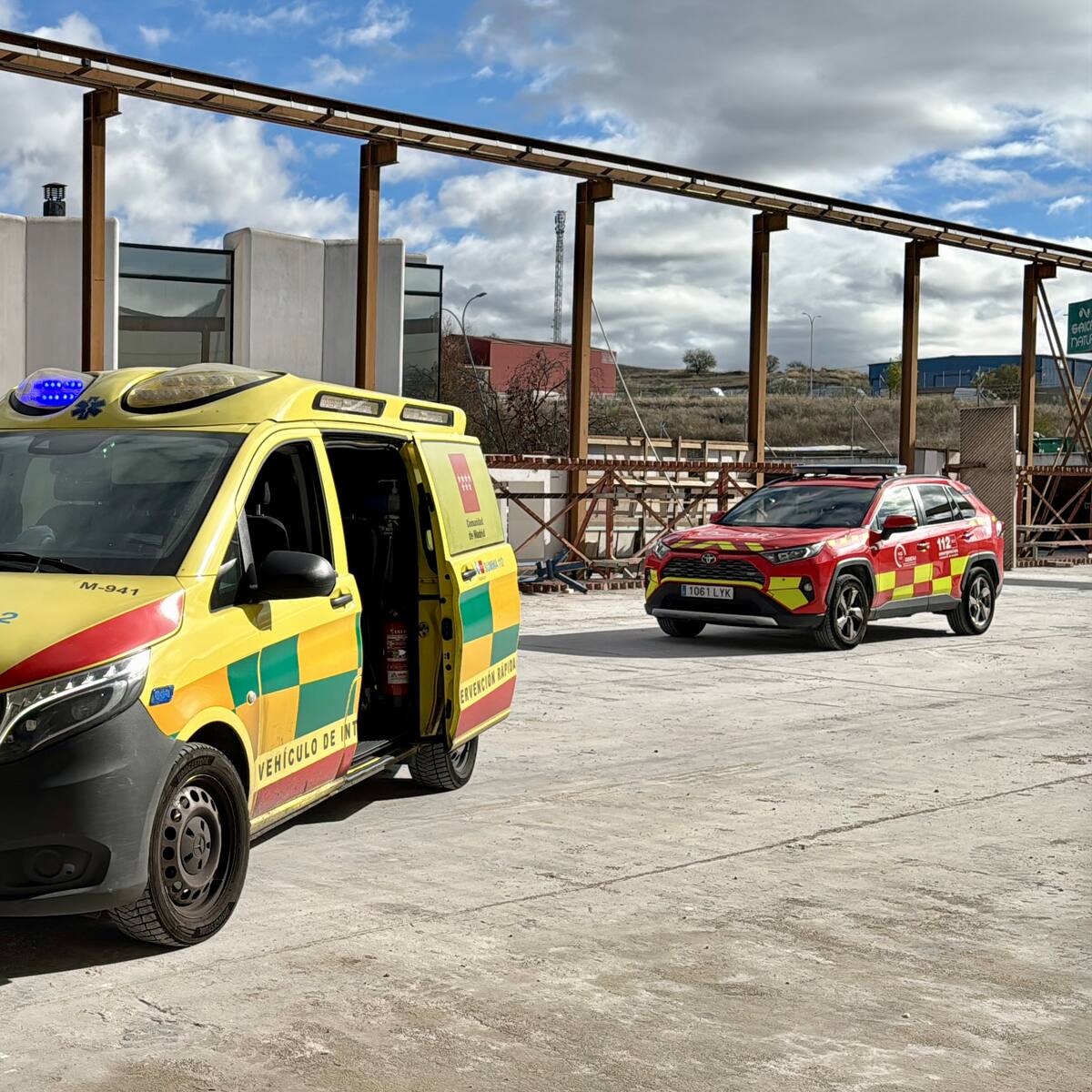 Un herido grave con el brazo aplastado por una prensa en un accidente laboral en Getafe