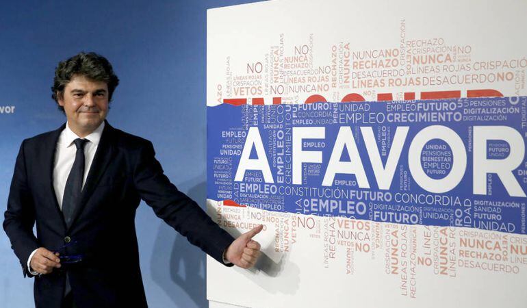 Jorge Moragas en la presentación del lema electoral del PP para las elecciones del 26J