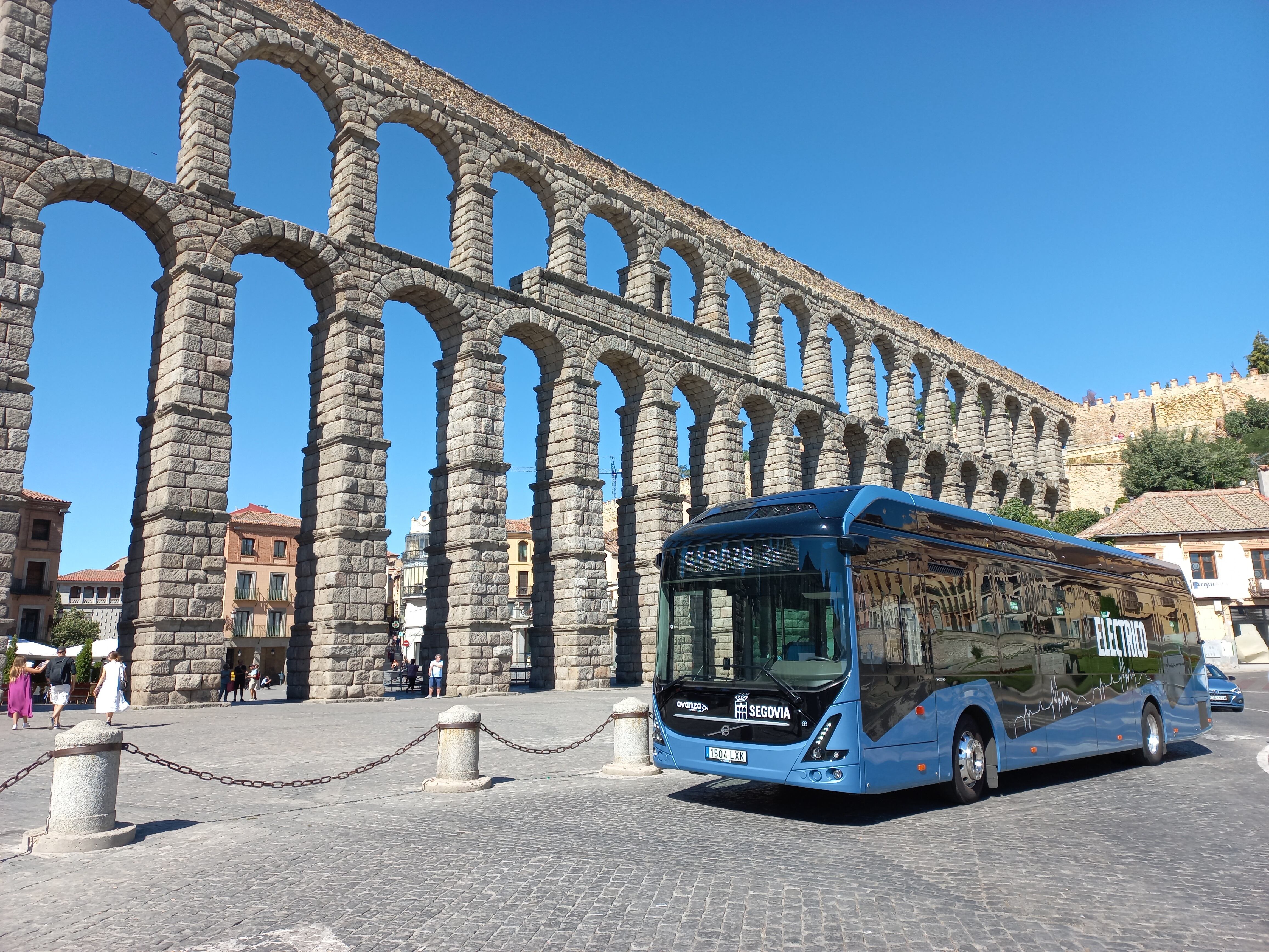 Avanza prueba en Segovia un nuevo autobús eléctrico