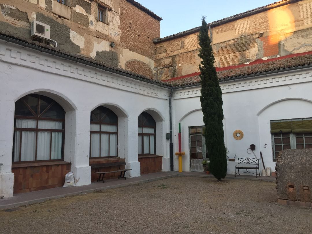 Patio de los Artesanos