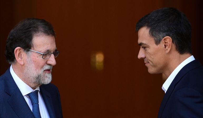 Pedro Sánchez con Mariano Rajoy