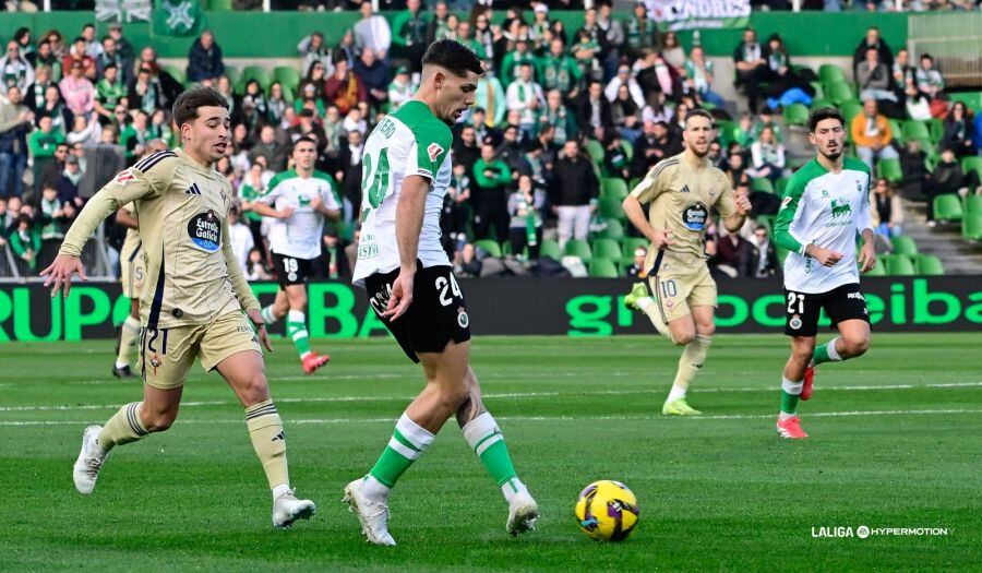 Imagen del Racing de Santander-Racing de Ferrol en El Sardinero (foto: LaLiga)