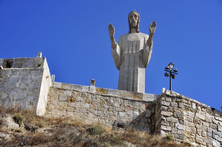 Cristo del Otero, obra de Victorio Macho