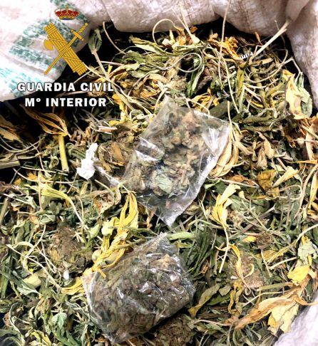 Marihuana incautada por la Guardia Civil.