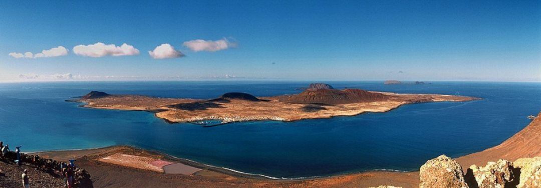 Vista de La Graciosa desde el Mirador del Río.