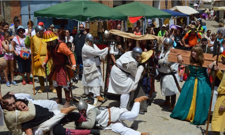 Recreación de la capturas de brujas en la Feria de la Brujería el pasado verano