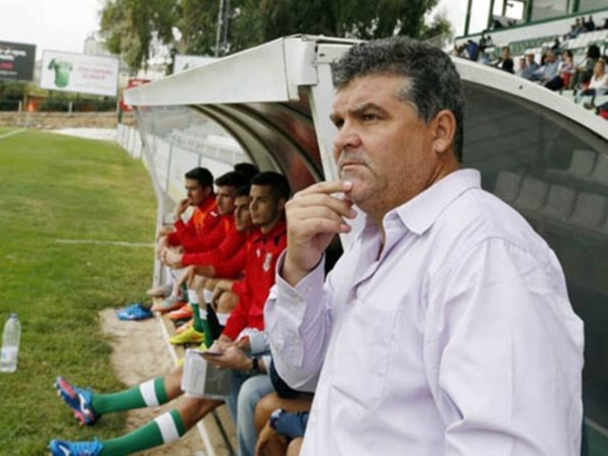 Y Onésimo en la grada