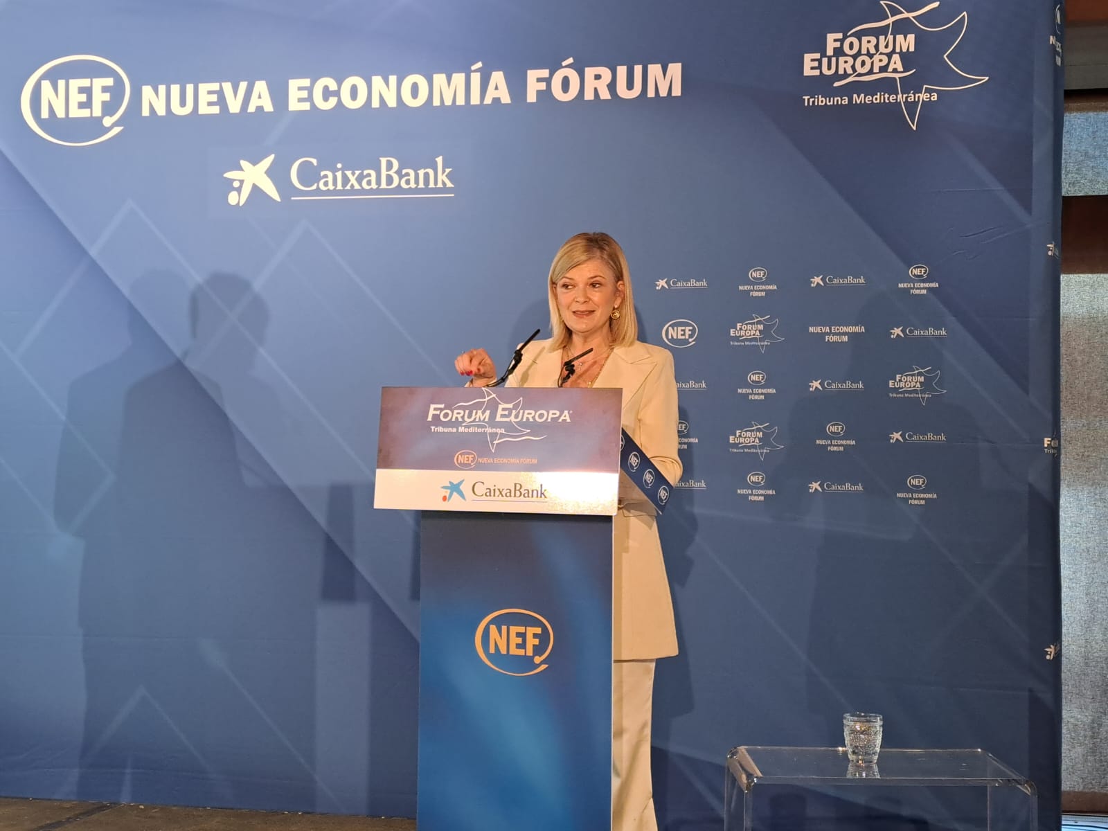 Gabriela Bravo en Nueva Economía Fórum