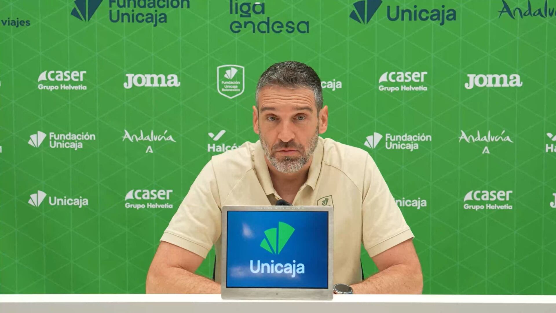 Ibon Navarro, en la sala de prensa del Martín Carpena