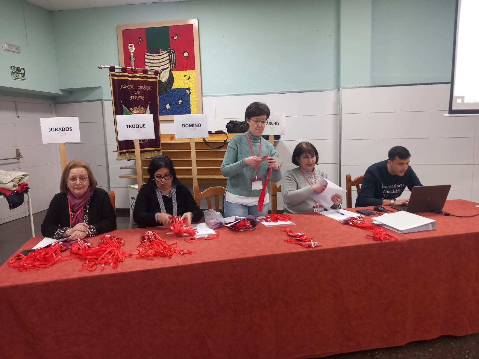 Concursos de truque, dominó y parchís