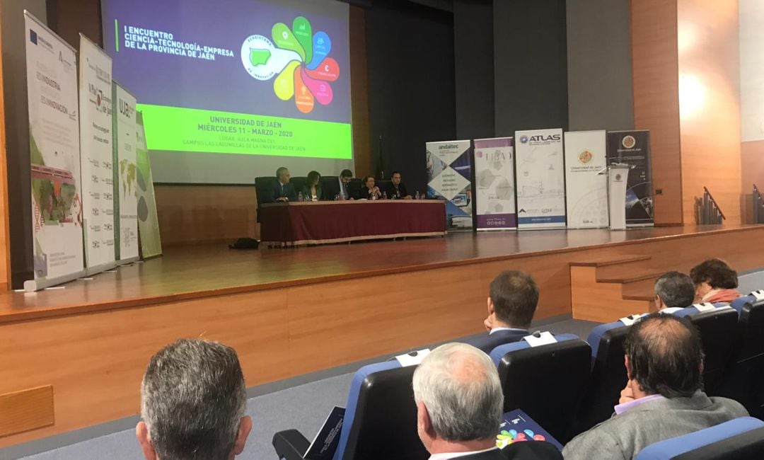 Asistentes al I Encuentro Ciencia-Tecnología-Empresa.