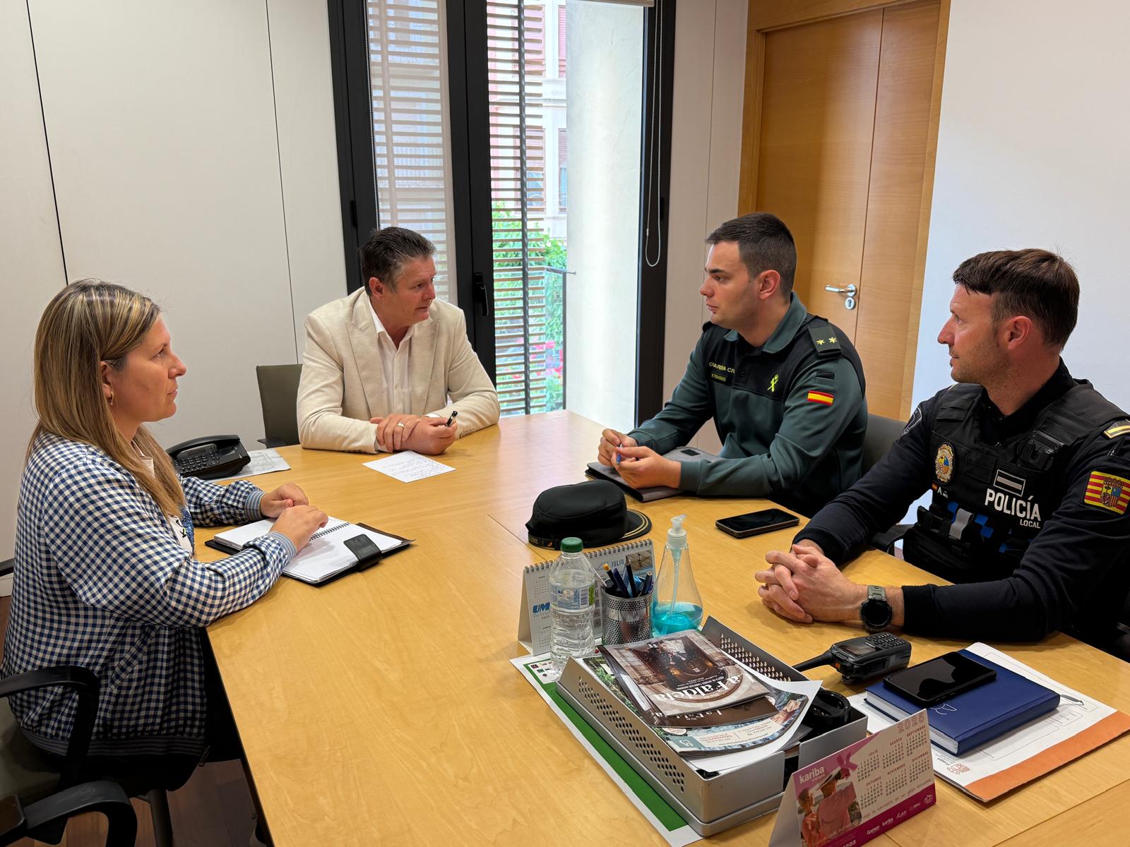 Reunión entre el Ayuntamiento, Policía Local y Guardia Civil.