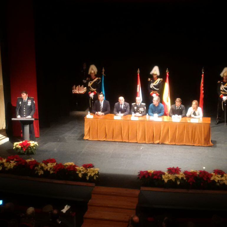 Un momento del acto celebrado en el Teatro Principal