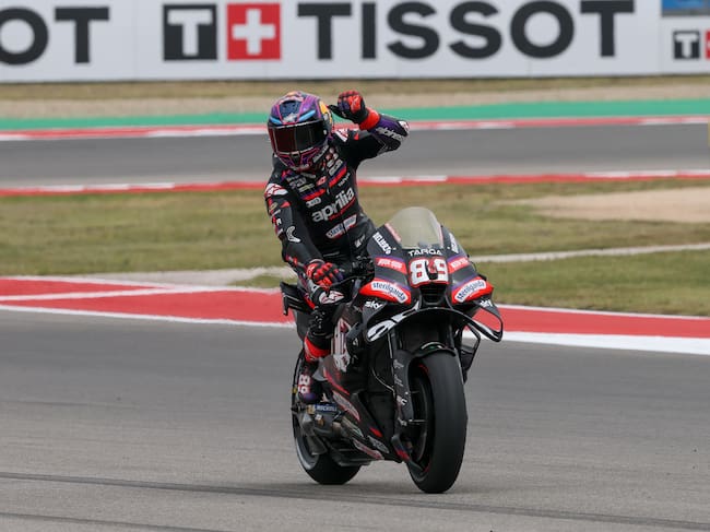 AUSTIN, TX - MARCH 28: Jorge Martin (89) of Spain and Aprilia Racing waives to fans after the Qualifying session of the MotoGP Red Bull Grand Prix of the Americas on March 28, 2026, at Circuit of The Americas in Austin, Texas. (Photo by David Buono/Icon Sportswire via Getty Images)