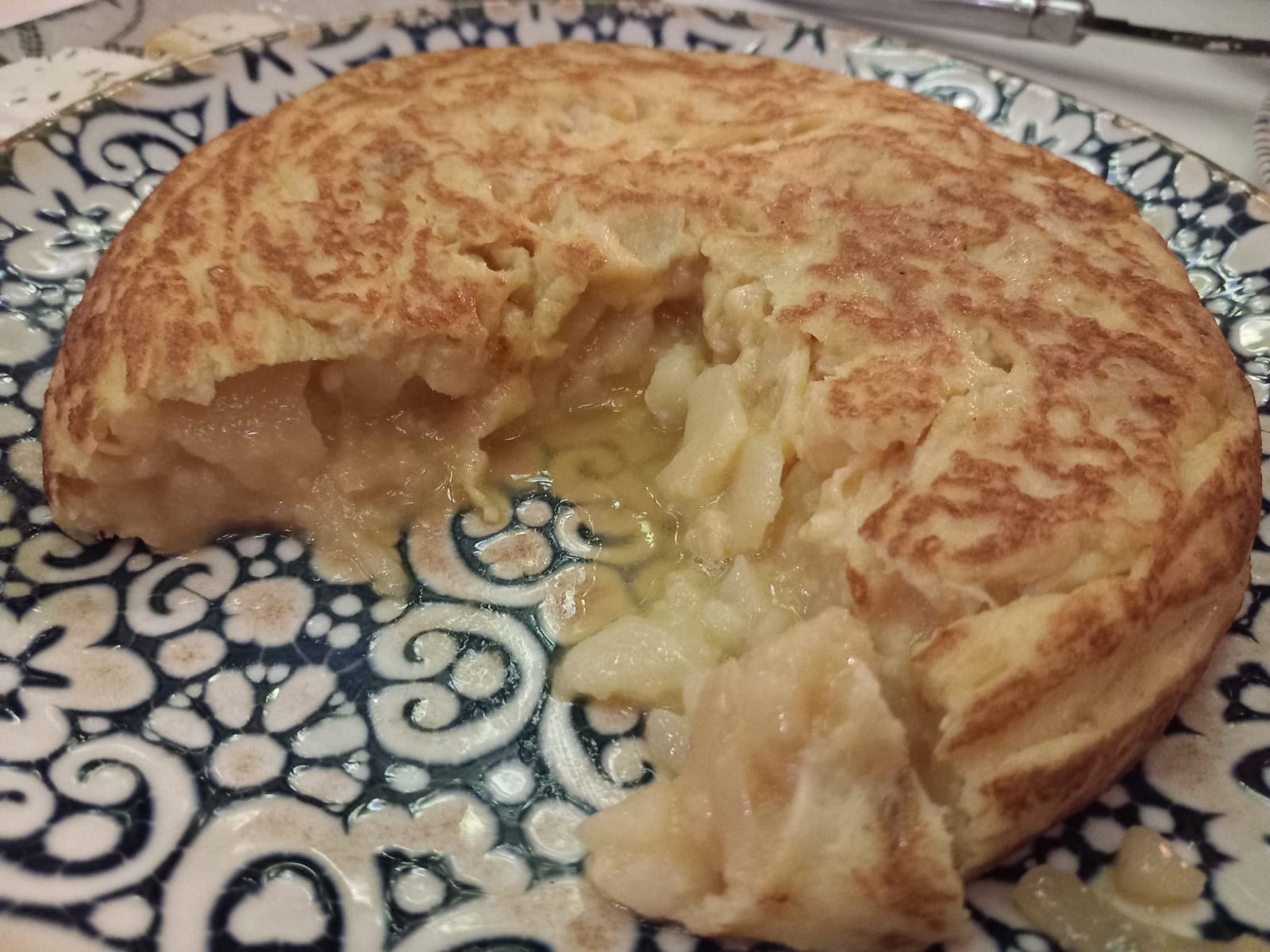 Interior de la tortilla de patatas de La Posada del Nuncio