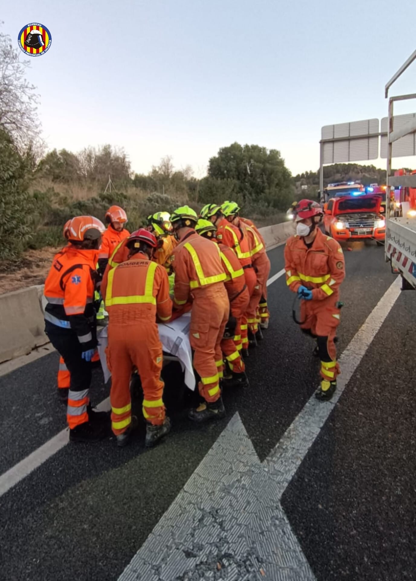 Accidente en A-7 en Xàtiva. Fuente: Consorci Provincial de Bombers de València