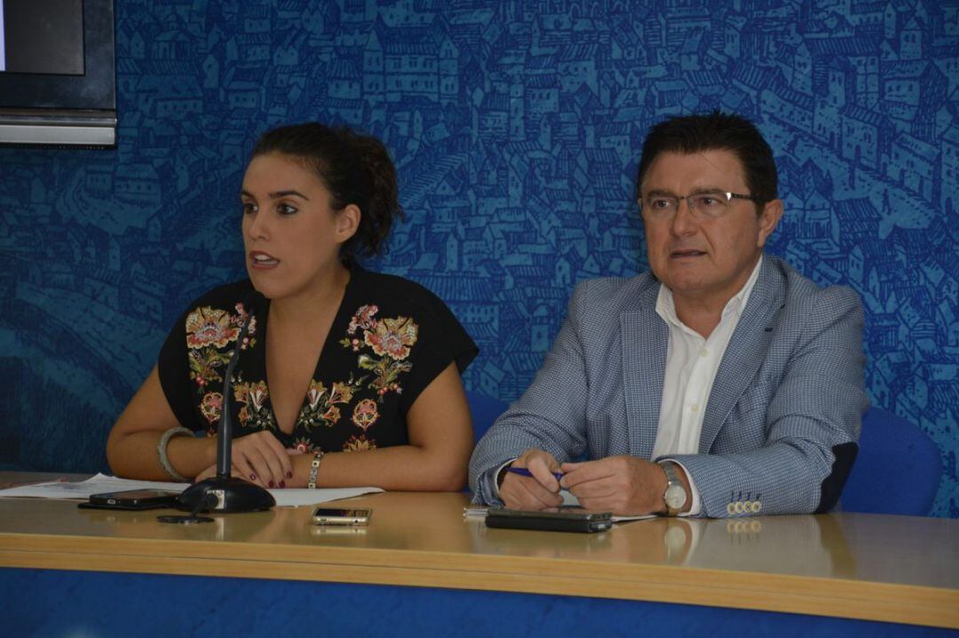 Sandoval y García en rueda de prensa 