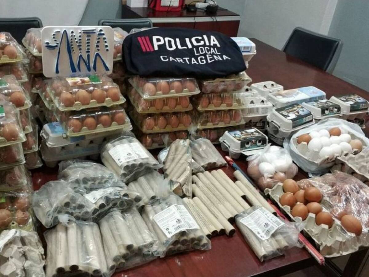 La Policía Local interviene 73 docenas de huevos y 153 artefactos pirotécnicos en Halloween