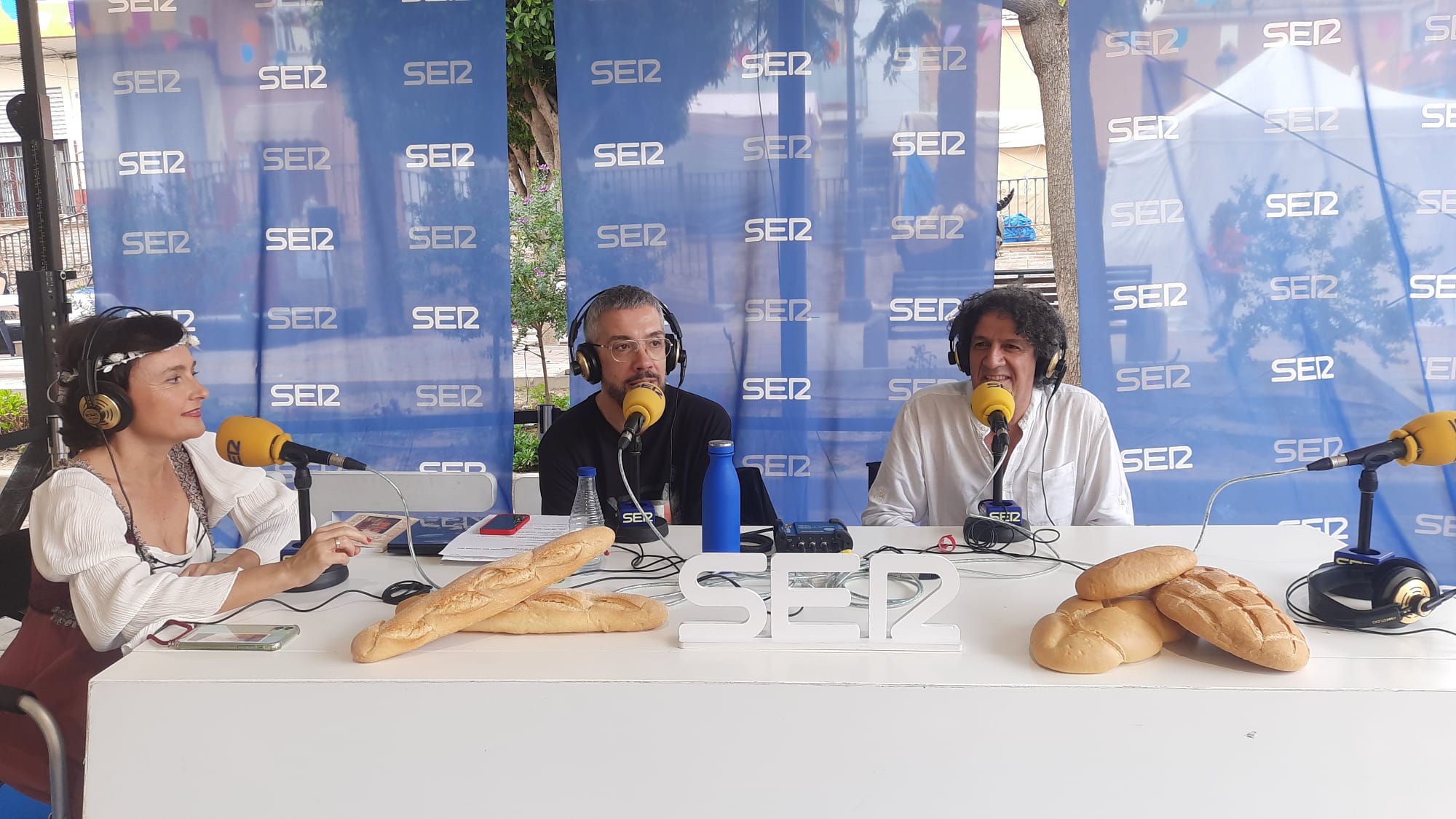 En la edición especial de Hoy por hoy Murcia desde Molina de Segura, no ha faltado uno de nuestros colaboradores habituales, Paco López Mengual, con sorpresa incluida