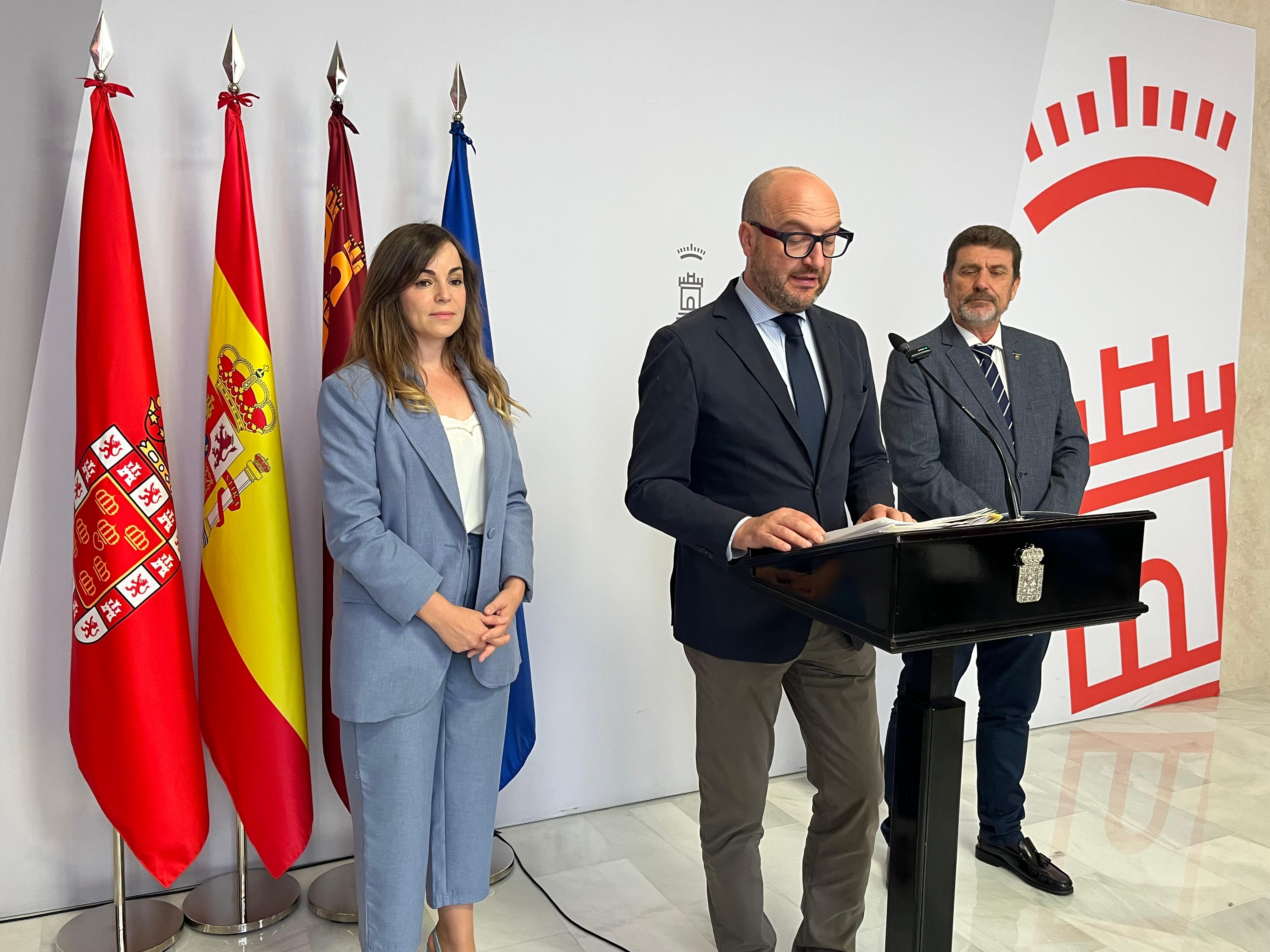 El Concejal de Movilidad, Gestión Económica y Contratación, José Francisco Muñoz