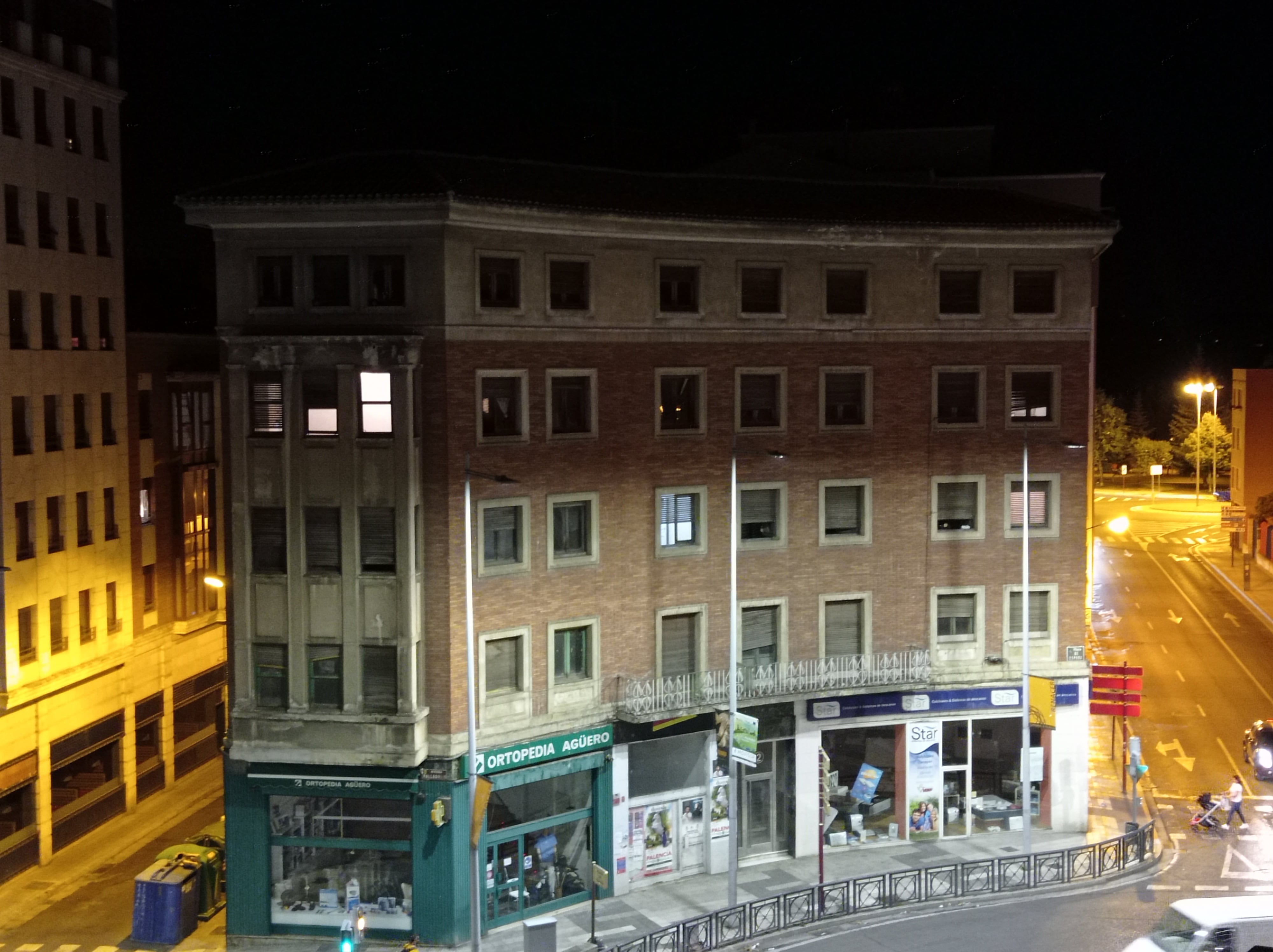 Edificio okupado en Plaza España