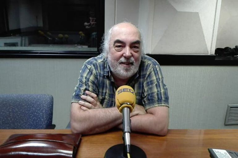 Fernando Martos en los estudios de Radio Zamora