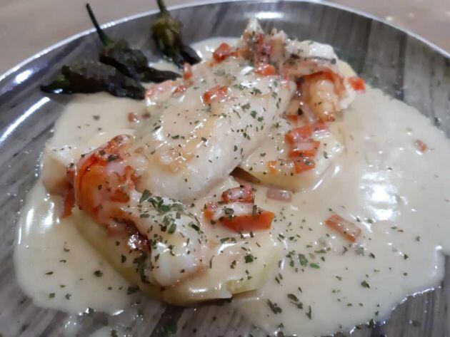 Rape con salsa de gambas