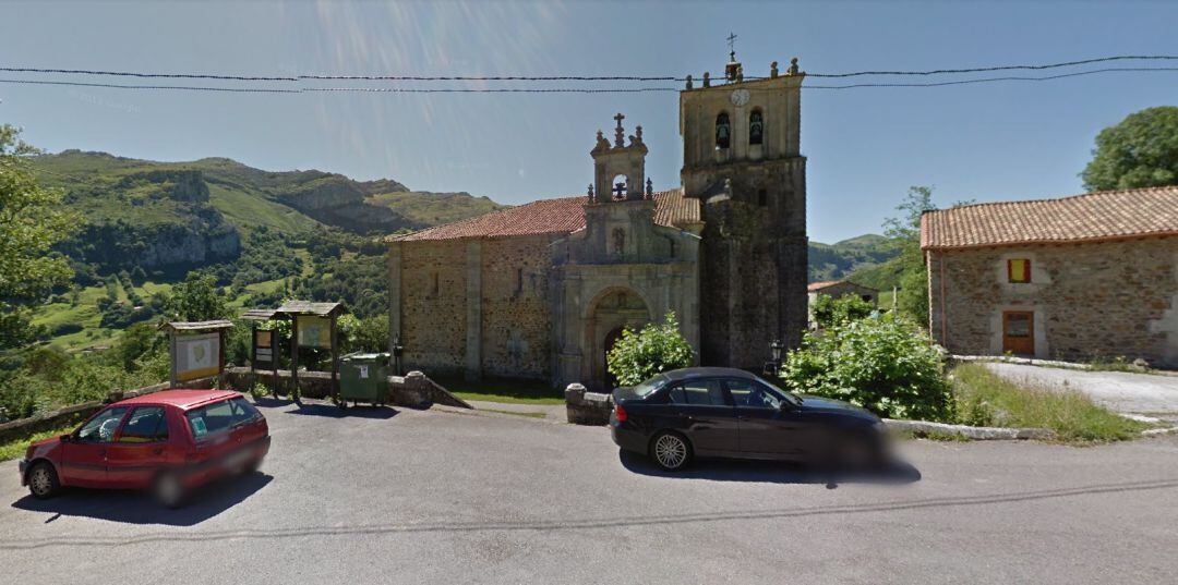 La Iglesia de Santa María de Miera se conoce popularmente como la &#039;catedral de Miera&#039;.