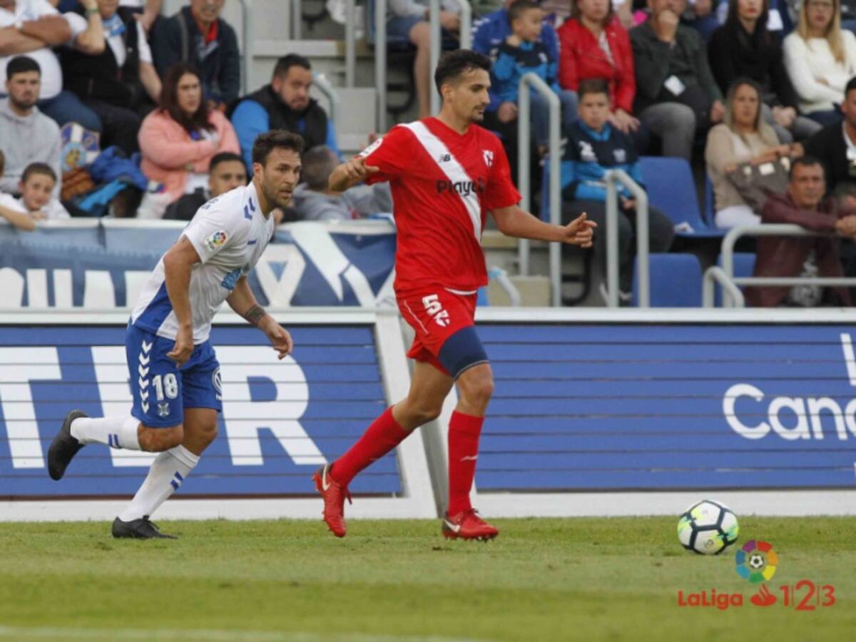 Alex Muñoz, recambio de Mikel González
