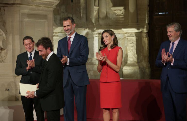 El presentador de televisión Pablo Motos, tras recibir de manos del rey el Premio Nacional de Cultura 2016.