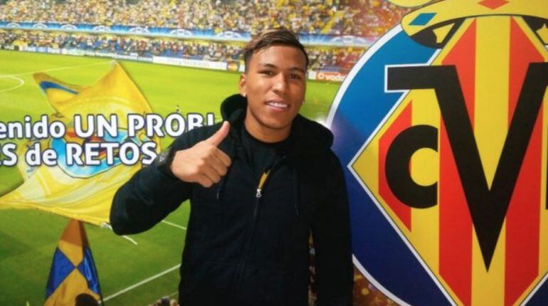 El Villarreal y el Jiangsu Suning han alcanzado un acuerdo de cesión por el delantero Roger Martínez