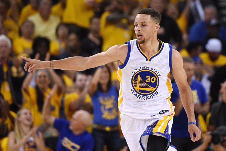 El base de los Golden State Warriors, Stephen Curry, ha anunciado que no estará en los Juegos Olímpicos.