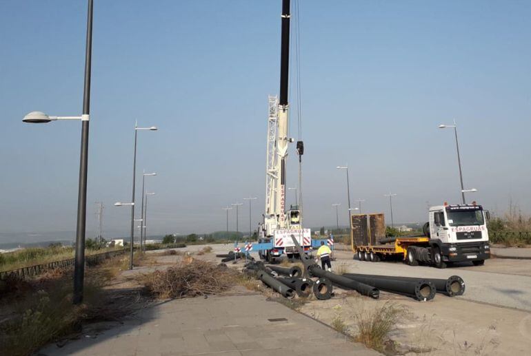 Obras en el parking disuario del metro en Juncaril, en Albolote (Granada)