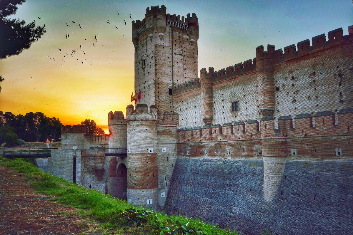 El Castillo de la Mota acogerá una de las catas singulares de la Ruta de Vino de Rueda