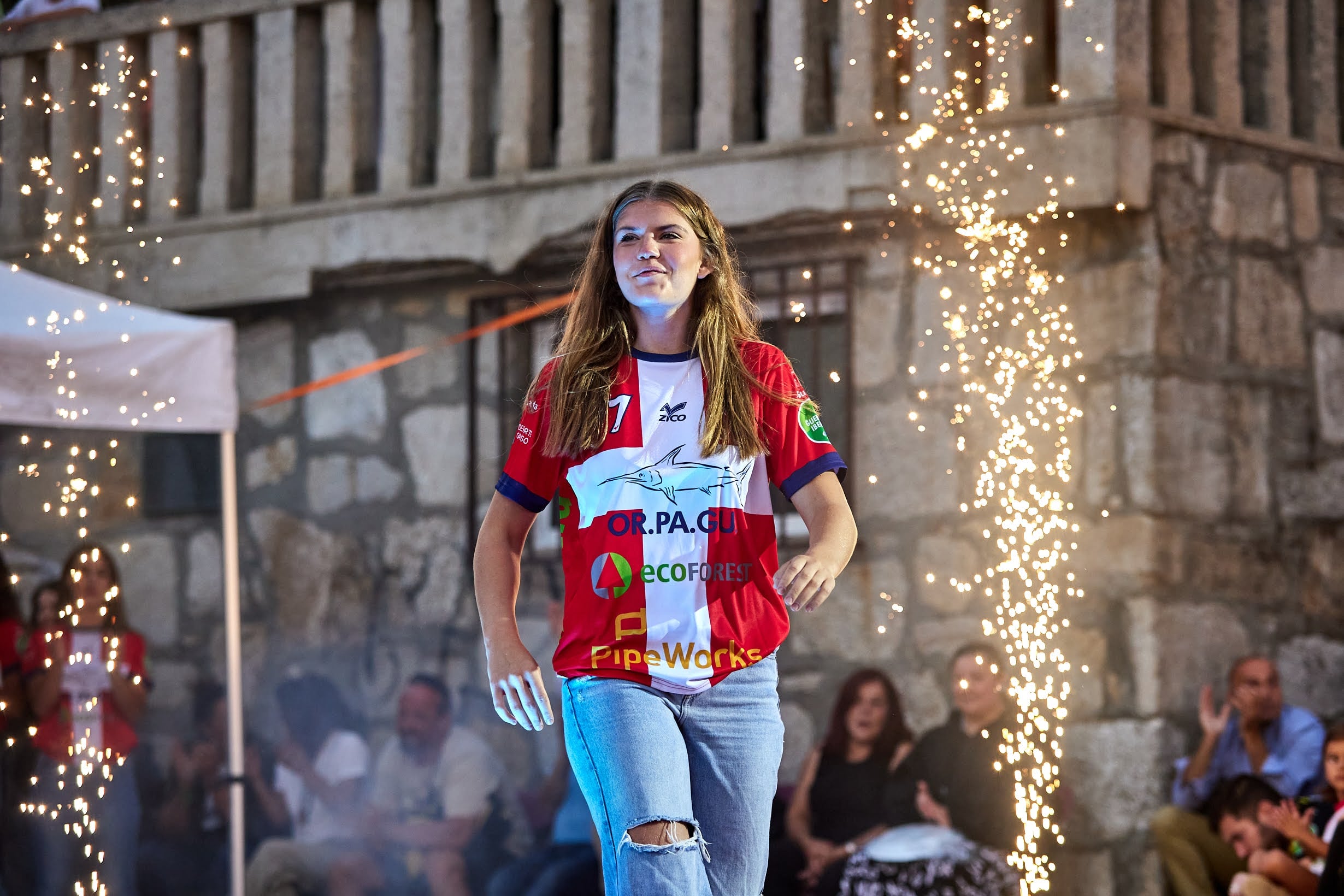 Julia Nuez en la presentación del Guardés