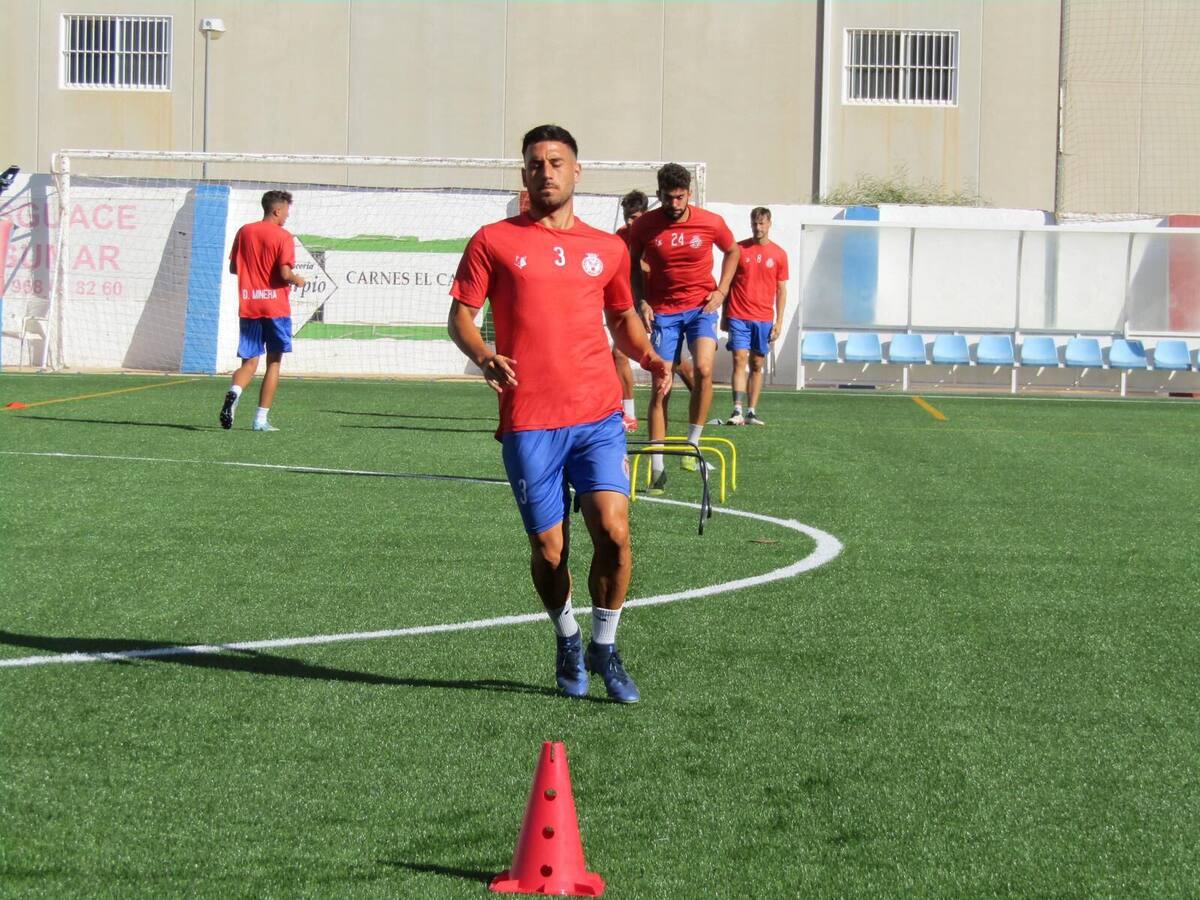 Un jugador de la Minera: "Nos agarramos al 1-2% de posibilidades que tenemos de eliminarlos"